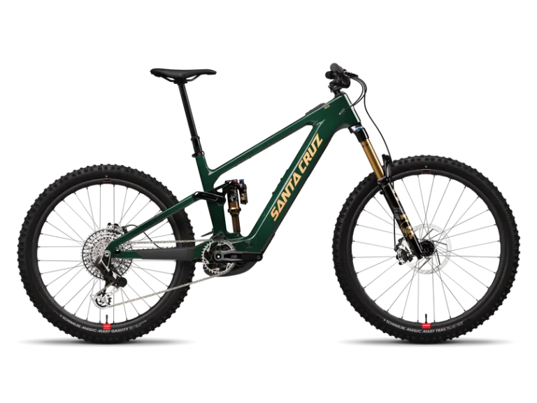 MY25_Vala_CC_XX_AXS_RSV_MidnightGreen_cd689507-99e2-40e1-9705-27b8b0a3bddb
